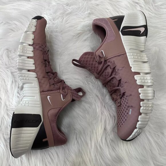 Nike Free Metcon 5 Low Womens Training Shoes Purple DV3950-201 VNDS Size 11.5 - Picture 3 of 7